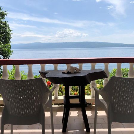 Wuthering Heights Bed & Breakfast By The Sea Dumaguete City Extérieur photo
