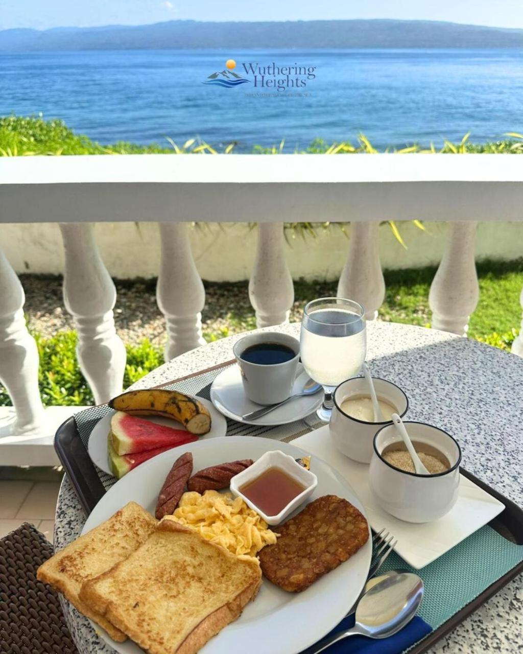 Wuthering Heights Bed & Breakfast By The Sea Dumaguete City Extérieur photo