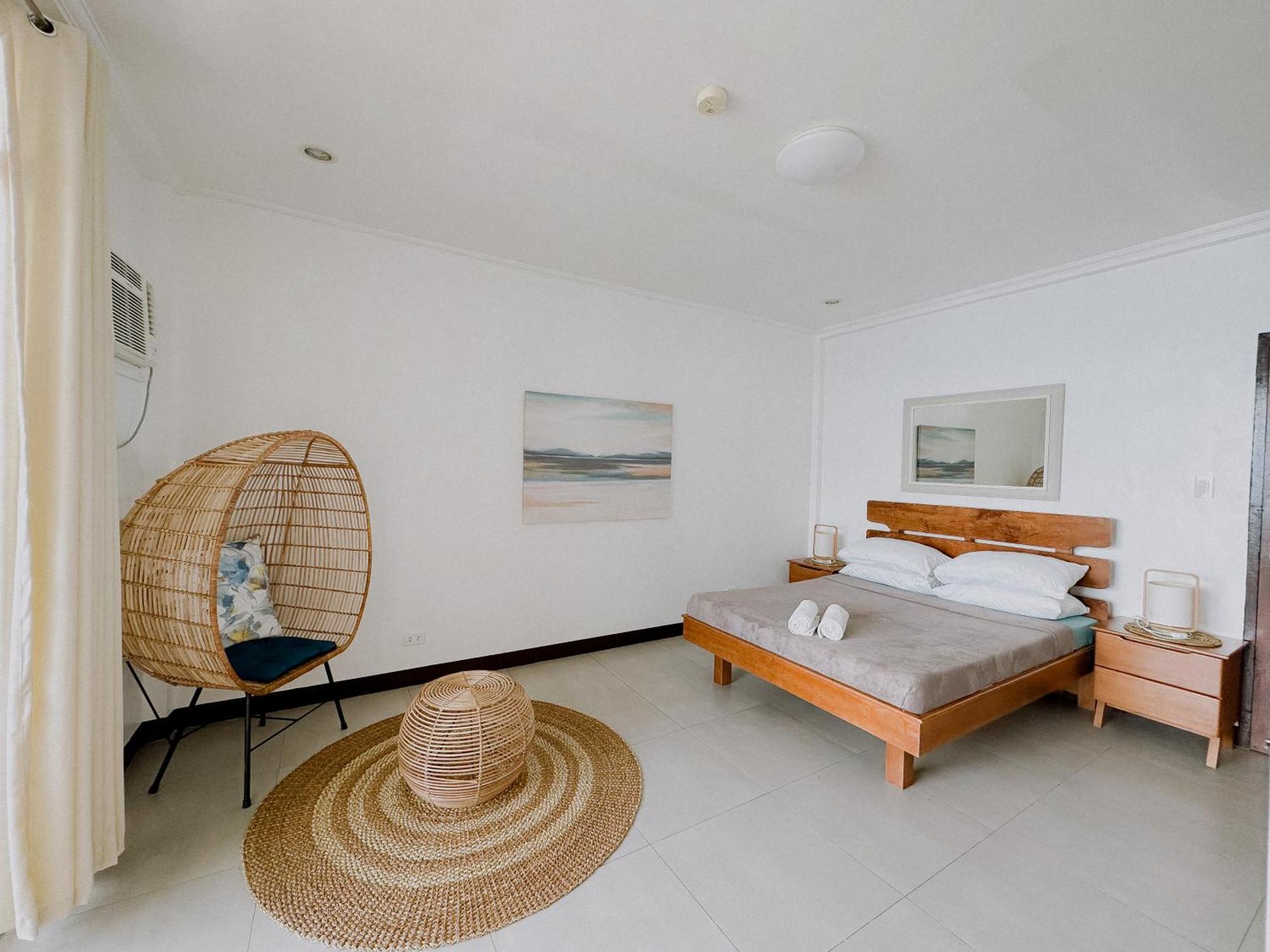Wuthering Heights Bed & Breakfast By The Sea Dumaguete City Extérieur photo