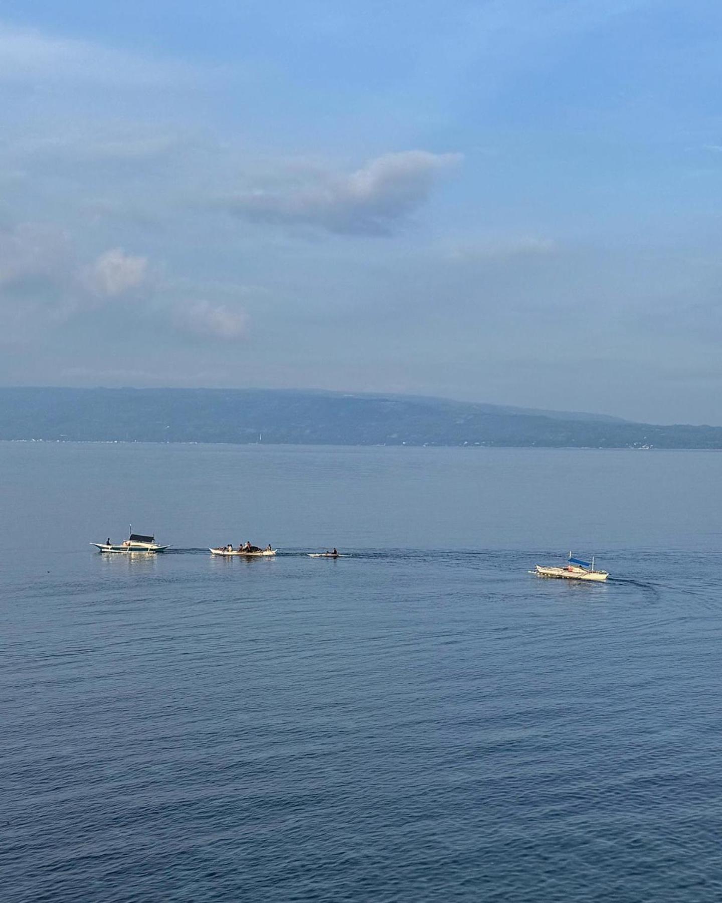 Wuthering Heights Bed & Breakfast By The Sea Dumaguete City Extérieur photo